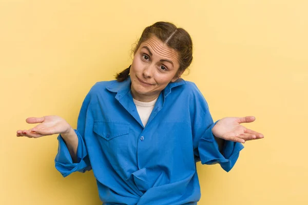 Junge Hübsche Frau Die Sich Ratlos Und Verwirrt Fühlt Keine — Stockfoto