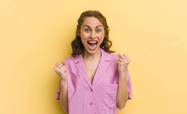 Young Pretty Woman Feeling Shocked Excited Happy Laughing Celebrating Success — Stock Photo, Image
