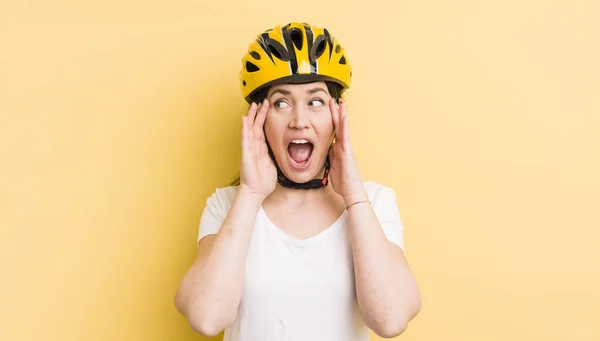 Young Pretty Woman Feeling Happy Excited Surprised Bike Helmet Concept — Stockfoto