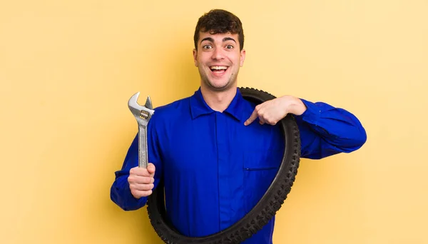 Young Handsome Man Feeling Happy Pointing Self Excited Bike Repairman — Stock Photo, Image