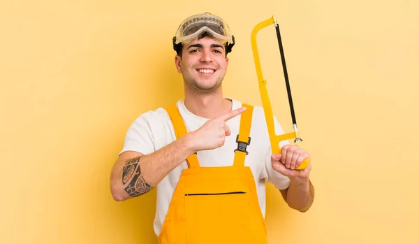 Young Handsome Man Looking Excited Surprised Pointing Side Handyman Concept — Stock Photo, Image