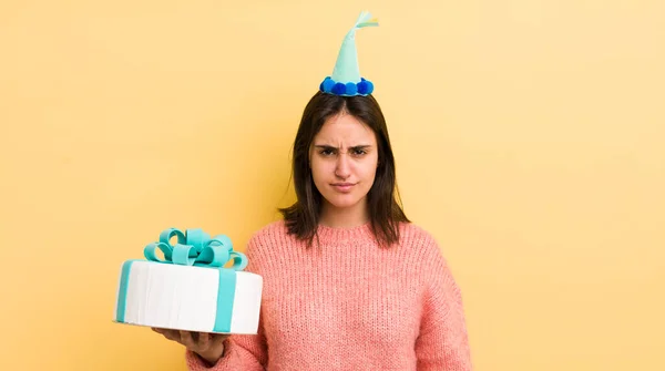 Jonge Spaanse Vrouw Die Zich Verdrietig Boos Boos Voelt Naar — Stockfoto