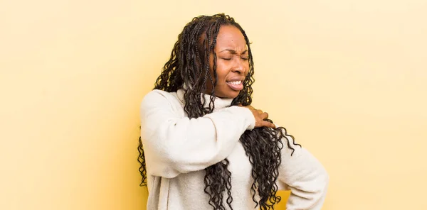 Mujer Bonita Negra Sintiéndose Cansada Estresada Ansiosa Frustrada Deprimida Sufriendo —  Fotos de Stock