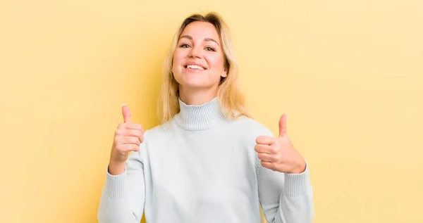Blonde Caucasian Woman Smiling Joyfully Looking Happy Feeling Carefree Positive — Stockfoto