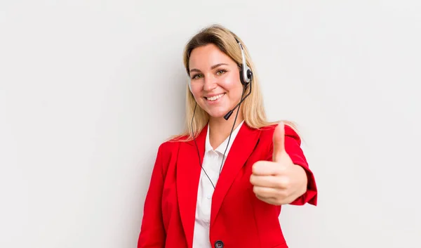 Blonde Pretty Woman Feeling Proud Smiling Positively Thumbs — Stock Photo, Image