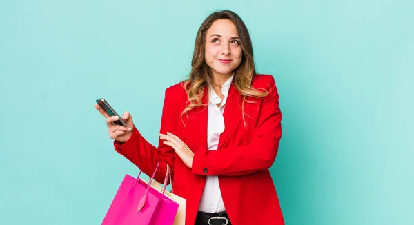 Bella Donna Scrollando Spalle Sentirsi Confuso Incerto — Foto Stock