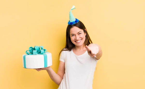 Young Woman Birthday Cake — Stock fotografie