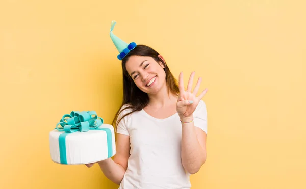 Young Woman Birthday Cake — Φωτογραφία Αρχείου