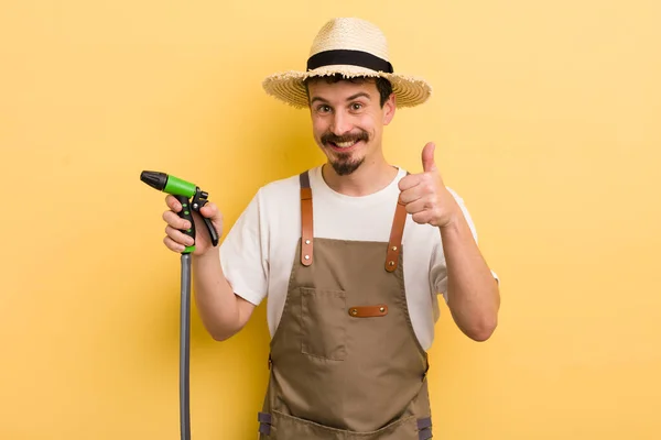 Jonge Boer Met Een Slang Garderobe Concept — Stockfoto