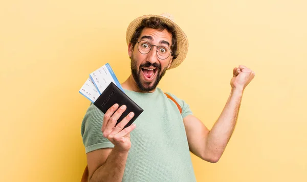 Young Tourist Boarding Pass Tickets — Stock Photo, Image