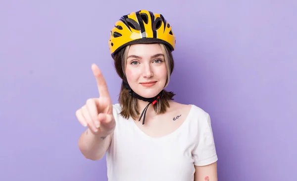 Pretty Caucasian Woman Smiling Proudly Confidently Making Number One Bicycle — Stock Photo, Image