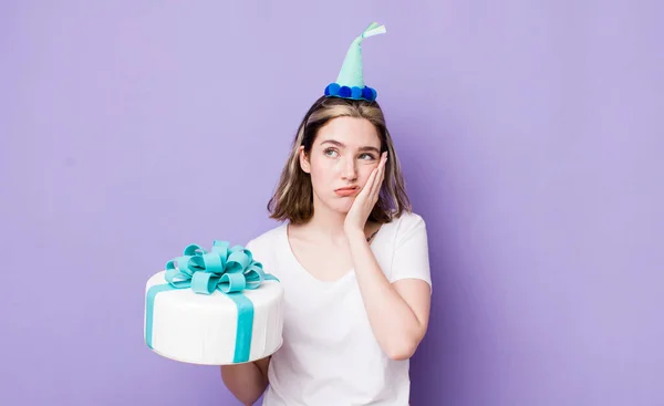 Mujer Bastante Caucásica Sintiéndose Aburrida Frustrada Soñolienta Después Cansancio Concepto — Foto de Stock