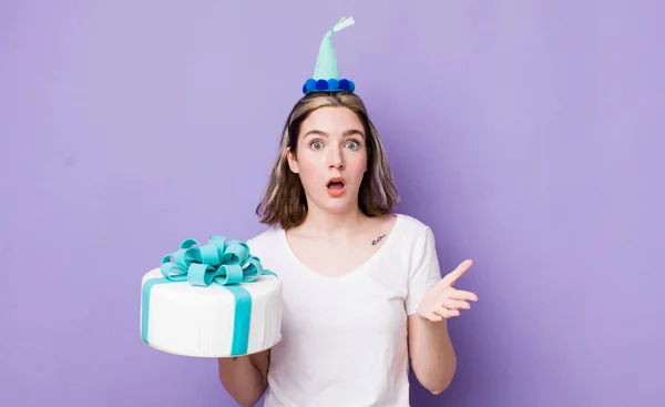 Pretty Caucasian Woman Feeling Extremely Shocked Surprised Birthday Concept — Stock Photo, Image