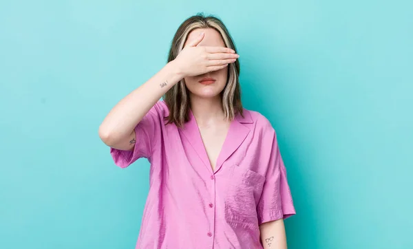 Pretty Caucasian Woman Covering Eyes One Hand Feeling Scared Anxious — Stockfoto