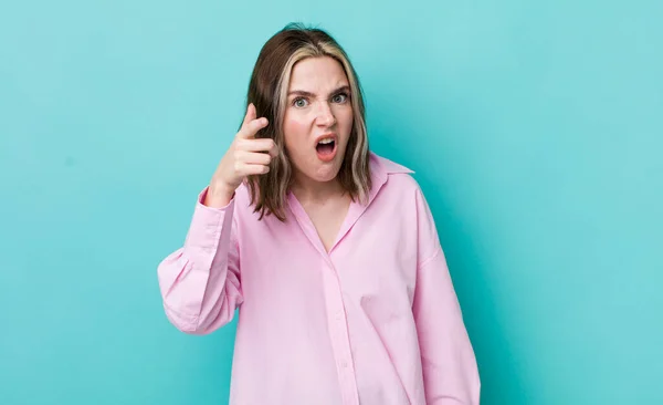 Pretty Caucasian Woman Pointing Camera Angry Aggressive Expression Looking Furious — Stockfoto