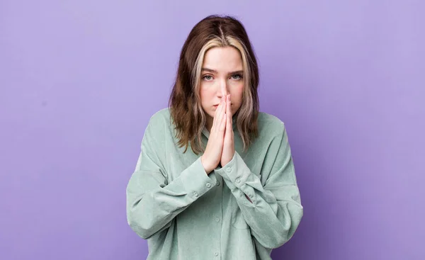 Pretty Caucasian Woman Feeling Worried Hopeful Religious Praying Faithfully Palms — 스톡 사진