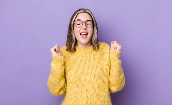 Pretty Caucasian Woman Looking Extremely Happy Surprised Celebrating Success Shouting — Fotografia de Stock