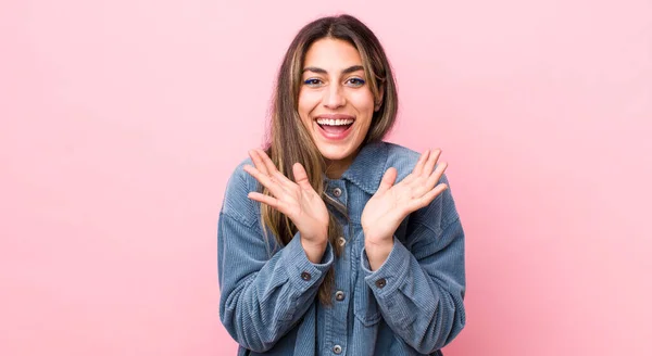 Pretty Hispanic Woman Looking Happy Excited Shocked Unexpected Surprise Both — Stock Photo, Image
