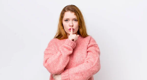 Pretty Red Head Woman Looking Serious Cross Finger Pressed Lips — Stock Photo, Image