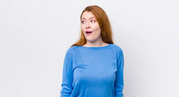 Pretty Red Head Woman Feeling Shocked Happy Amazed Surprised Looking — Stock Photo, Image