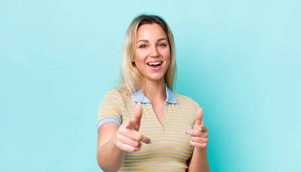 Pretty Blonde Woman Feeling Happy Cool Satisfied Relaxed Successful Pointing — Stockfoto