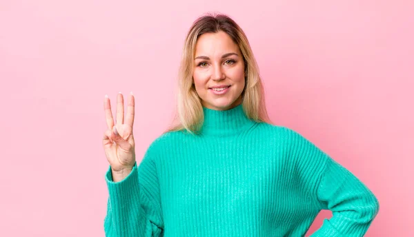 Pretty Blonde Woman Smiling Looking Friendly Showing Number Three Third — ストック写真