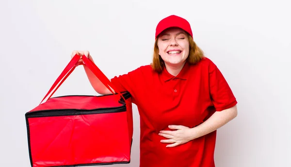 Rode Kop Mooie Vrouw Lachen Hardop Een Hilarische Grap Pizzabezorging — Stockfoto