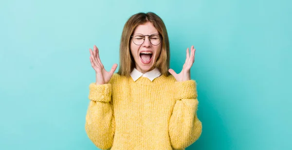 Red Head Pretty Woman Furiously Screaming Feeling Stressed Annoyed Hands — Stock Photo, Image