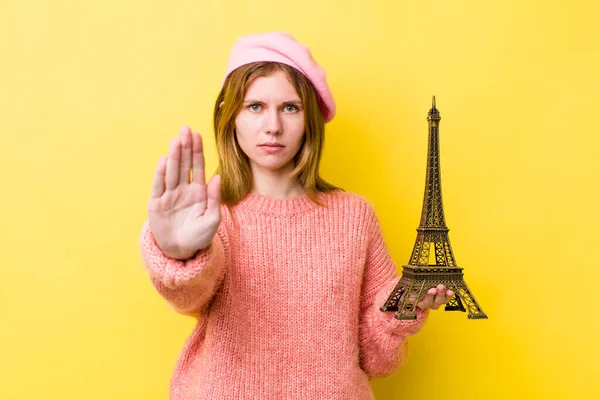 Red Head Pretty Woman Looking Serious Showing Open Palm Making — Zdjęcie stockowe