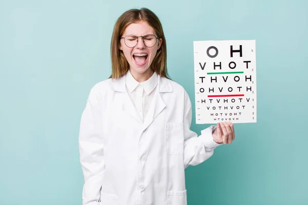 Red Head Pretty Woman Shouting Aggressively Looking Very Angry Optical — Stockfoto