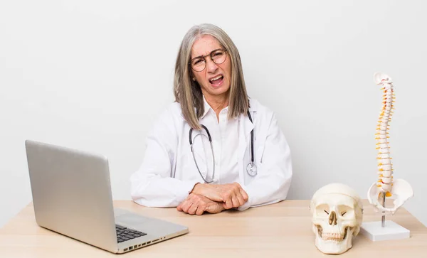 Senior Gray Hair Woman Feeling Puzzled Confused Spine Specialist Concept — ストック写真