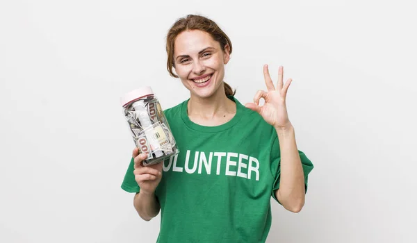 Young Pretty Woman Feeling Happy Showing Approval Okay Gesture Volunteer — Stockfoto