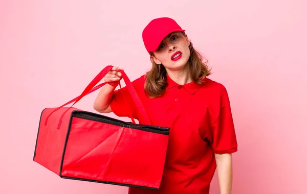 Young Pretty Woman Feeling Puzzled Confused Pizza Delivery Concept — Foto de Stock