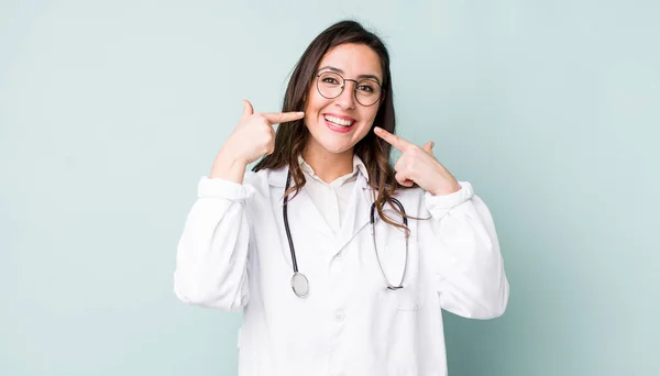 Young Pretty Woman Smiling Confidently Pointing Own Broad Smile Physician — Stock Photo, Image