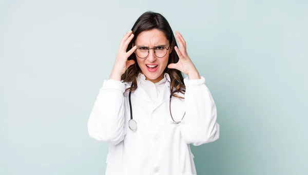 Young Pretty Woman Screaming Hands Air Physician Concept — Stockfoto