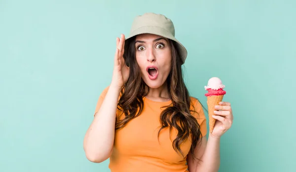 Young Pretty Woman Looking Happy Astonished Surprised Summer Ice Cream — ストック写真