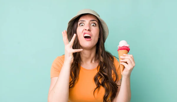 Young Pretty Woman Looking Desperate Frustrated Stressed Summer Ice Cream — ストック写真