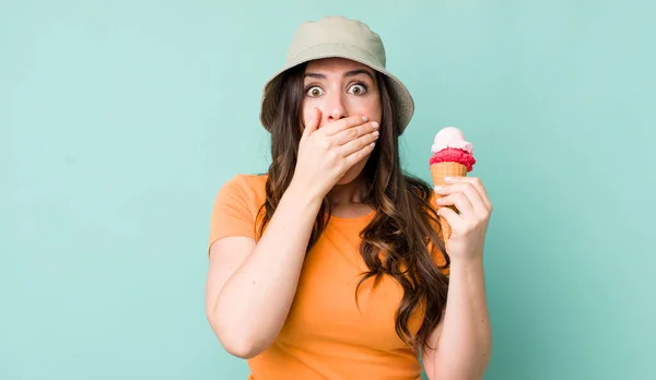 Young Pretty Woman Covering Mouth Hands Shocked Summer Ice Cream — Stockfoto