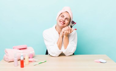 Genç, yetişkin, güzel kadın. makyaj ve güzellik konsepti