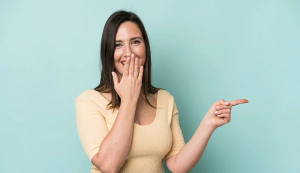 Young Adult Pretty Woman Feeling Happy Shocked Surprised Covering Mouth — Stock Photo, Image
