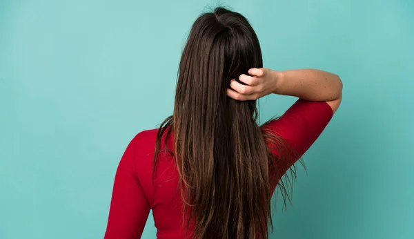 Junge Erwachsene Hübsche Frau Die Denkt Oder Zweifelt Sich Kopf — Stockfoto