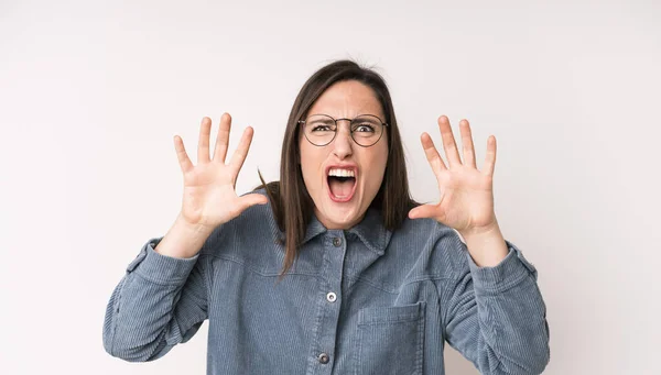 Young Adult Pretty Woman Screaming Panic Anger Shocked Terrified Furious — Stockfoto