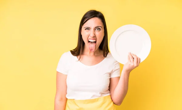 Young Adult Pretty Woman Home Chef Empty Plate — Fotografia de Stock