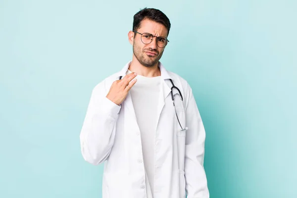 Young Adult Hispanic Man Looking Arrogant Successful Positive Proud Physician — ストック写真