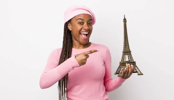 Young Adult Black Woman Looking Excited Surprised Pointing Side France — Fotografia de Stock