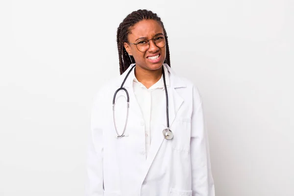 Young Adult Black Woman Feeling Puzzled Confused Physician Concept — ストック写真