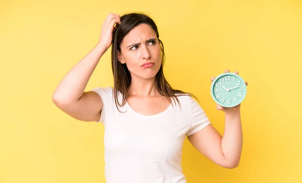 Young Adult Pretty Woman Smiling Happily Daydreaming Doubting Alarm Clock — Stockfoto