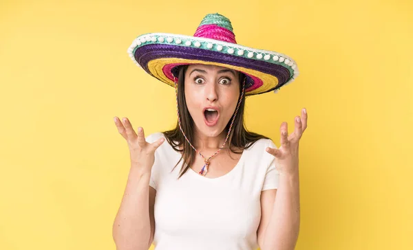 Young Adult Pretty Woman Amazed Shocked Astonished Unbelievable Surprise Mexican — 스톡 사진