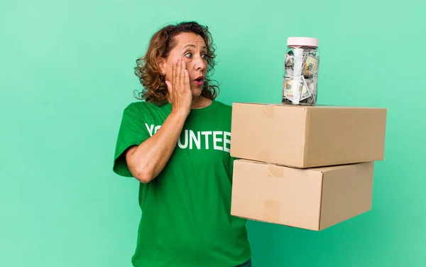 Middle Age Woman Feeling Happy Excited Surprised Volunteer Donation Concept — Stock Photo, Image