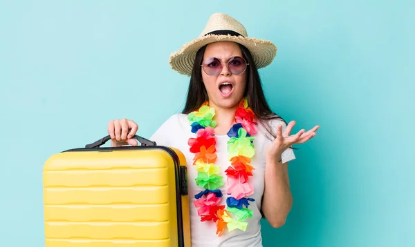 Young Adult Woman Looking Desperate Frustrated Stressed Summer Holidays Concept — Stock Photo, Image